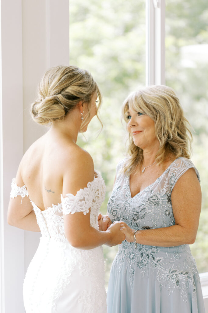 Gorgeous Mother of the Bride+Groom Attire 